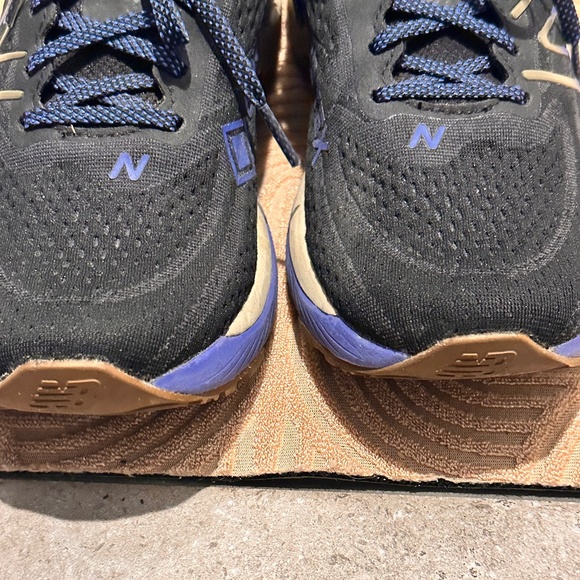 New Balance Fresh Foam 880 Gore Tex Running Shoes - Size 7.5 - Picture 9 of 10